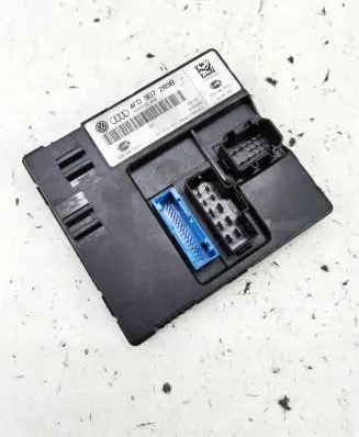 Audi A6 S6 C6 4F Comfort/convenience module 4F0907289B 5DK00876233 4F0910289B
