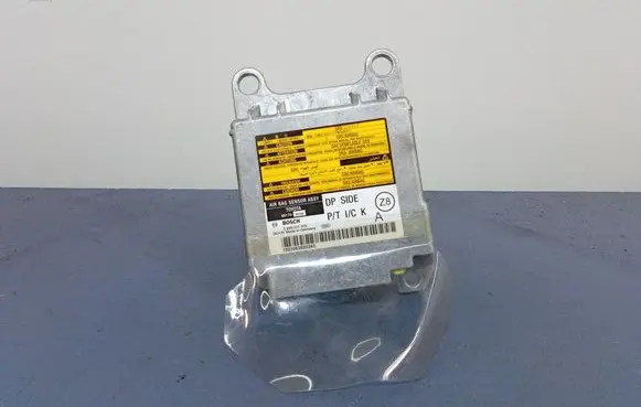 Lexus IS 220D-250-350 Airbag deployment crash/impact sensor 8917053100