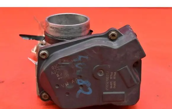 Volkswagen Fox Throttle body valve 