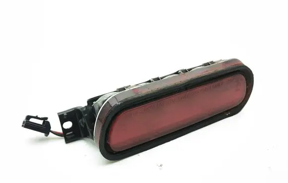 KIA Sorento Third/center stoplight 927003E0