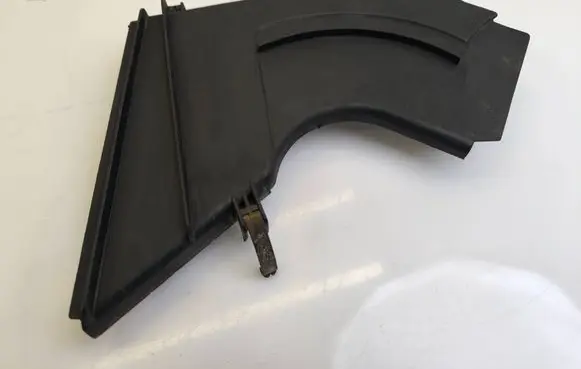 Audi A6 S6 C5 4B Timing belt guard (cover) 078109123AD PA66M30