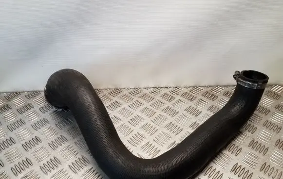 Intercooler hose/pipe