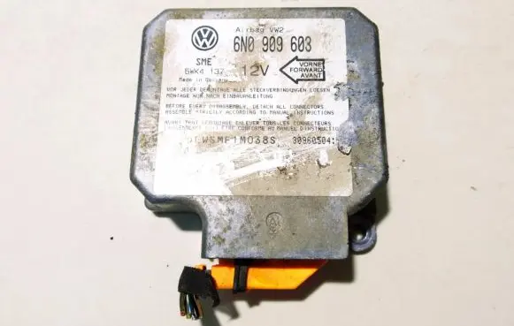 Volkswagen PASSAT B4 Airbag control unit/module 6N0909603 5WK4137