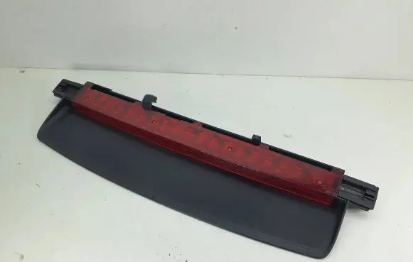 Audi A6 S6 C6 4F Third/center stoplight 4F5945097