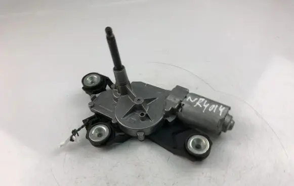 Ford Focus Wiper motor 0390201205