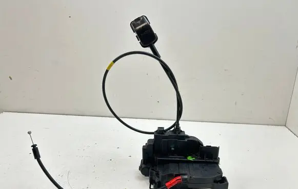 Renault Kangoo II Front door lock 8200497684D