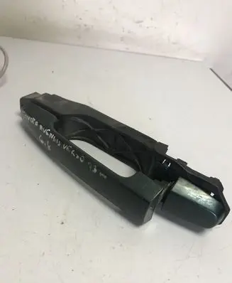 Toyota Avensis Verso Front door exterior handle