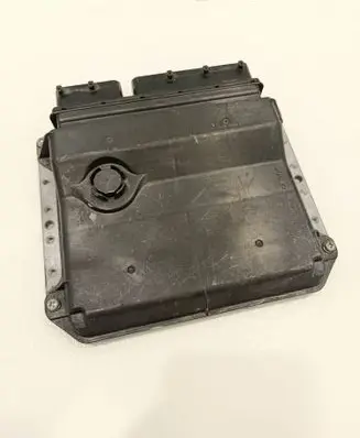 Toyota Auris 150 Engine control unit/module 8966102E71 MB2753000241