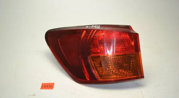 Lexus IS 220D-250-350 Rear/tail lights 13931