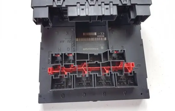 Volkswagen Tiguan Comfort/convenience module 3C8937049