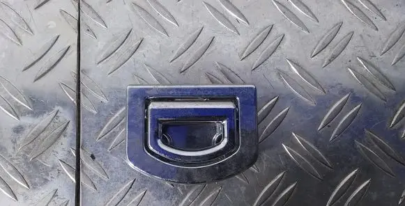 Volkswagen Touareg I Tie down hook / loop 1J0864203