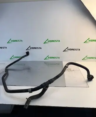 Engine coolant pipe/hose