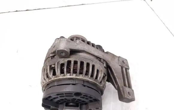 Volvo S60 Generator/alternator 30667787 0124525060