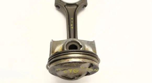Audi A7 S7 4G Piston with connecting rod 082270
