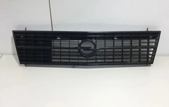 Opel Kadett E Front grill 90041925