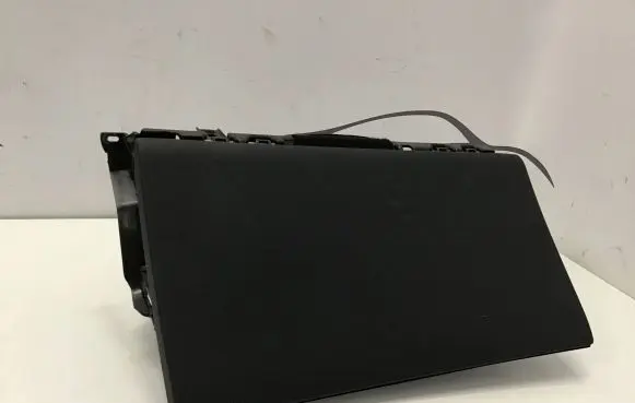 Mercedes-Benz EQE v295 Glove box A2976803400
