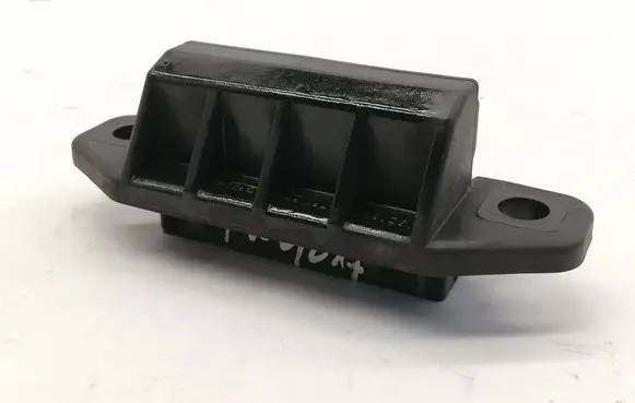 Toyota Yaris Tailgate/boot open switch button 