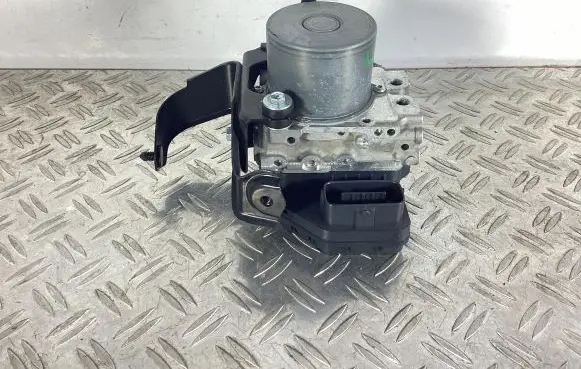 Lexus RC ABS Pump 4454024030 8954124100 1330006670