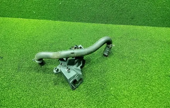 Renault Espace V (RFC) Engine coolant pipe/hose 213569740R 217537181R