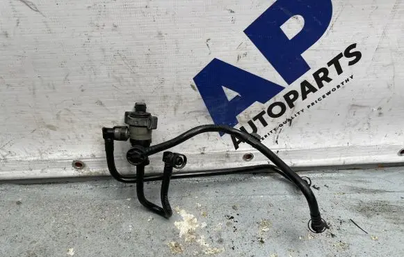 BMW 3 F30 F35 F31 Valve vacuum 7636144
