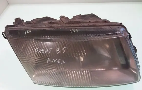 Volkswagen PASSAT B5 Headlight/headlamp 14742600