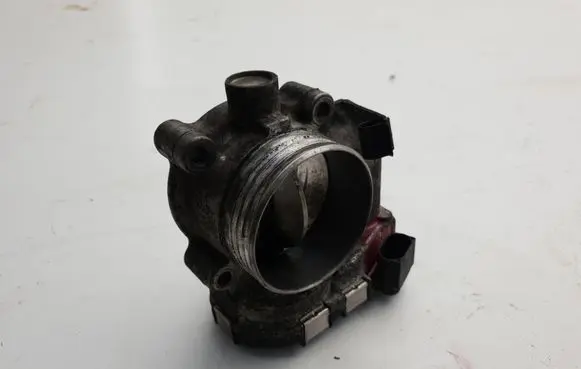 Volvo XC90 Throttle valve 8692720 06W375 0281002701