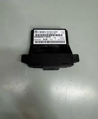 Skoda Octavia Mk2 (1Z) Gateway control module 1K0907530K 1K0907951