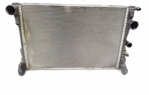 Mercedes-Benz E C207 W207 Coolant radiator A0995002703