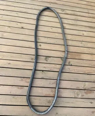 Front door rubber seal
