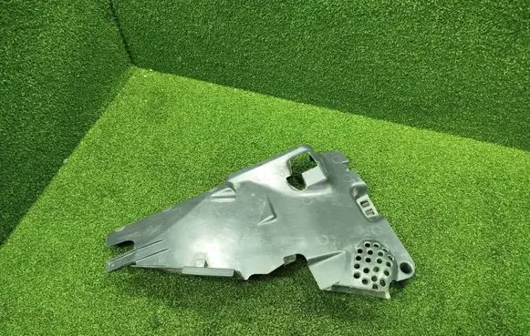 Renault Master III Radiator trim 214990936R