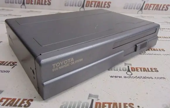 Toyota Avensis T250 Navigation unit CD/DVD player 0866200850