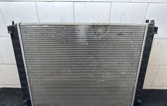 Infiniti FX Coolant radiator