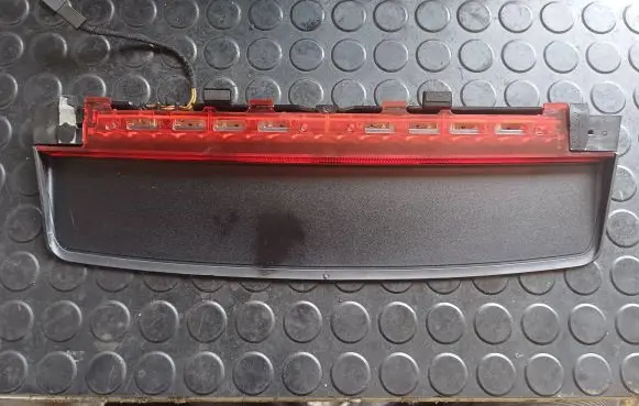 BMW 7 F01 F02 F03 F04 Third/center stoplight 7187221 2DA00808201