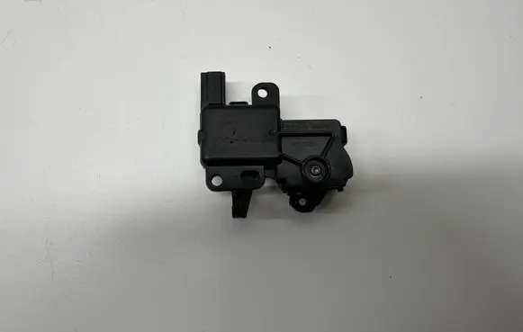 Ford Mustang VI Armrest lock EBKTA