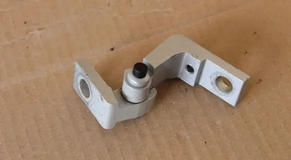 Volkswagen Golf IV Rear door upper hinge