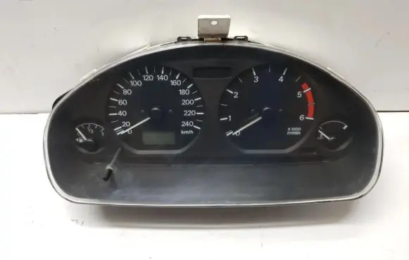 Mitsubishi Carisma Speedometer (instrument cluster) 43-1413-B