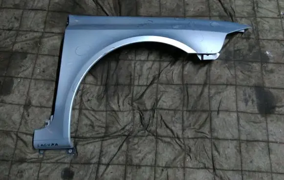 Renault Laguna II Fender 8200129521