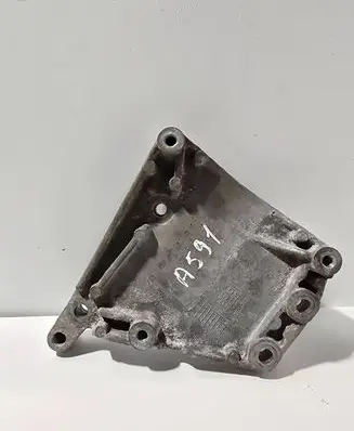Opel Meriva A A/C compressor mount bracket 55188268 428702815 438702815