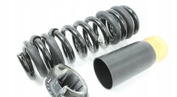 BMW M3 G80 Rear coil spring 8098764