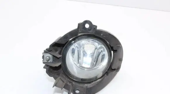 Toyota Avensis T270 Front fog light 89207415