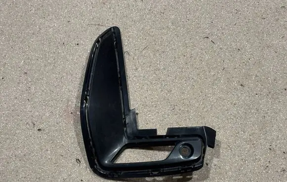 Front bumper lower grill