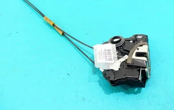Toyota Highlander XU40 Front door lock IMPRK946119