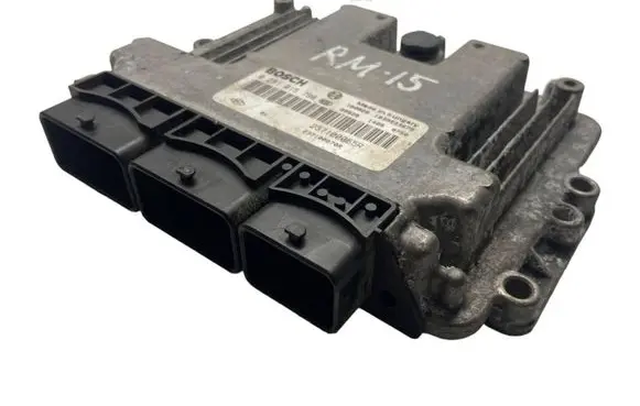Renault Megane III Engine control unit/module 237100870R 237100055R 0281015798