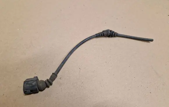 Audi A3 S3 8V Front ABS sensor wiring 6E0973702