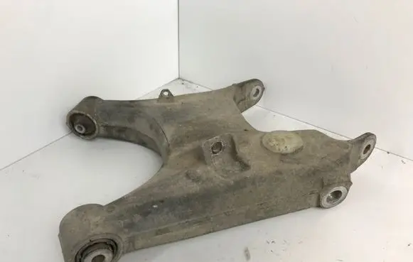 BMW 5 E39 Rear upper control arm/wishbone 1091486
