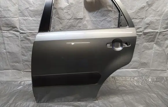 Suzuki SX4 Rear door 79J0sdyytt1ea2w