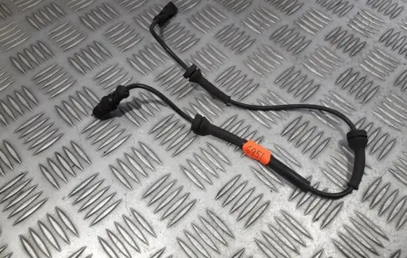 Renault Laguna II ABS brake wheel speed sensor 8200084125