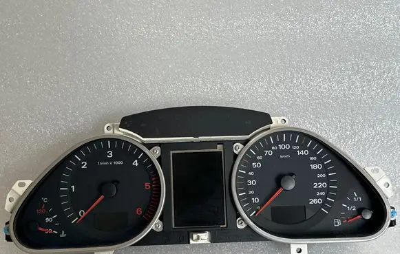 Audi Q7 4L Speedometer (instrument cluster) 7D0121805