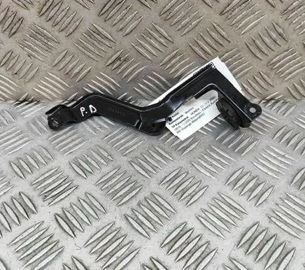 Radiator support slam panel bracket