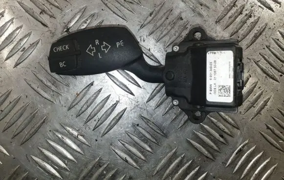 BMW 5 E60 E61 Indicator stalk 6951349